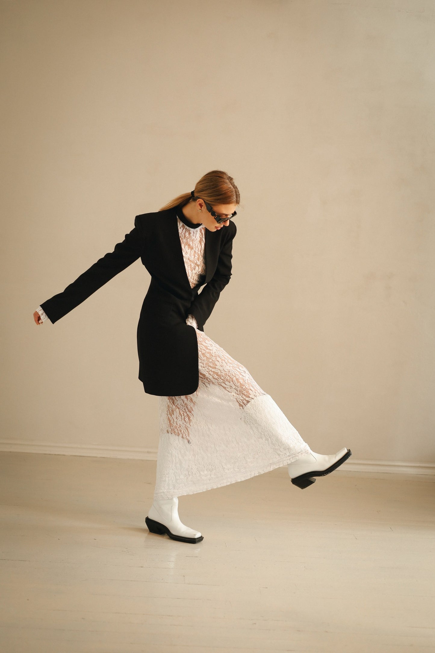Guipoure dress Noa