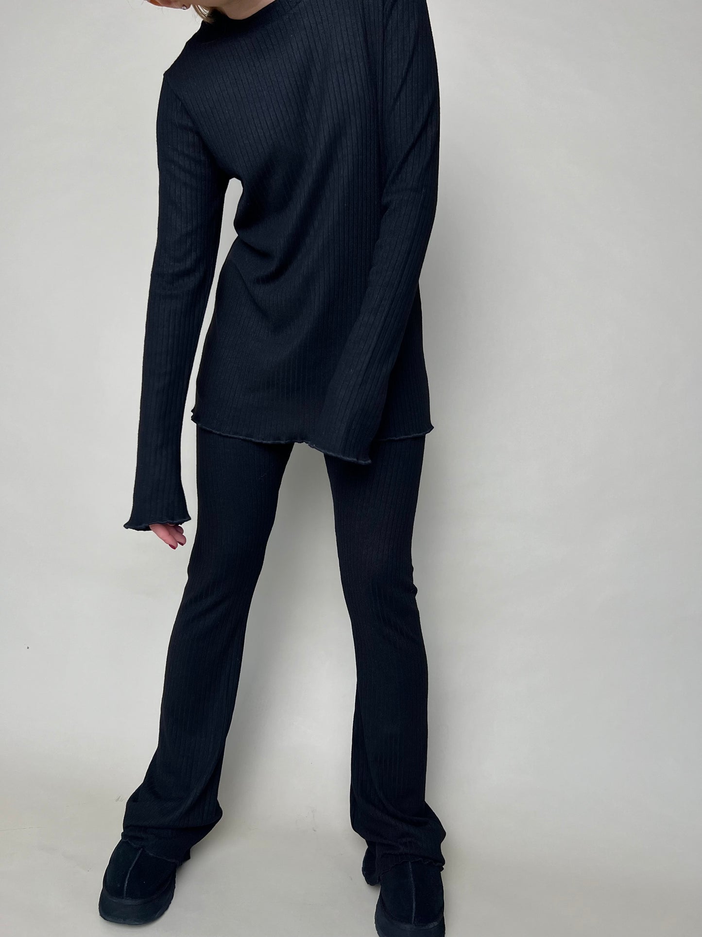 Suit Mono