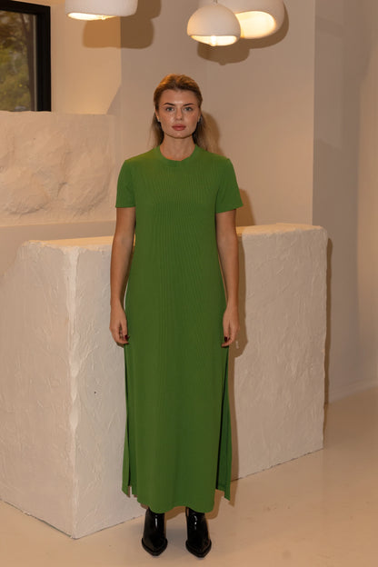 Noodle dress with cuts